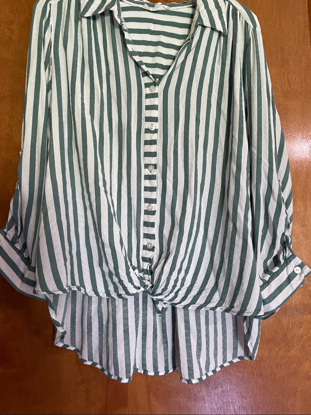 Jane + Delancey Striped Women's Top - Green & White  Size 1X - Picture 2 of 5